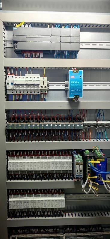 閥室RTU機柜 .jpg 閥室RTU機柜 .jpg